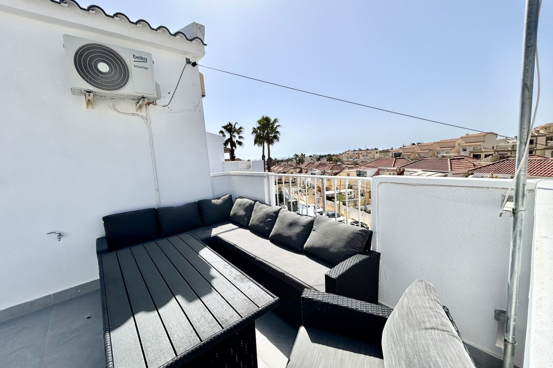 Resale - Villa / House - Orihuela Costa - Villamartín