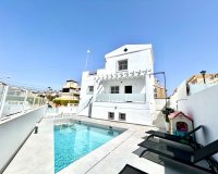 Resale - Villa / House - Orihuela Costa - Villamartín
