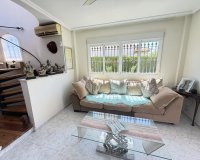 Resale - Villa / House - Orihuela Costa - Villamartín