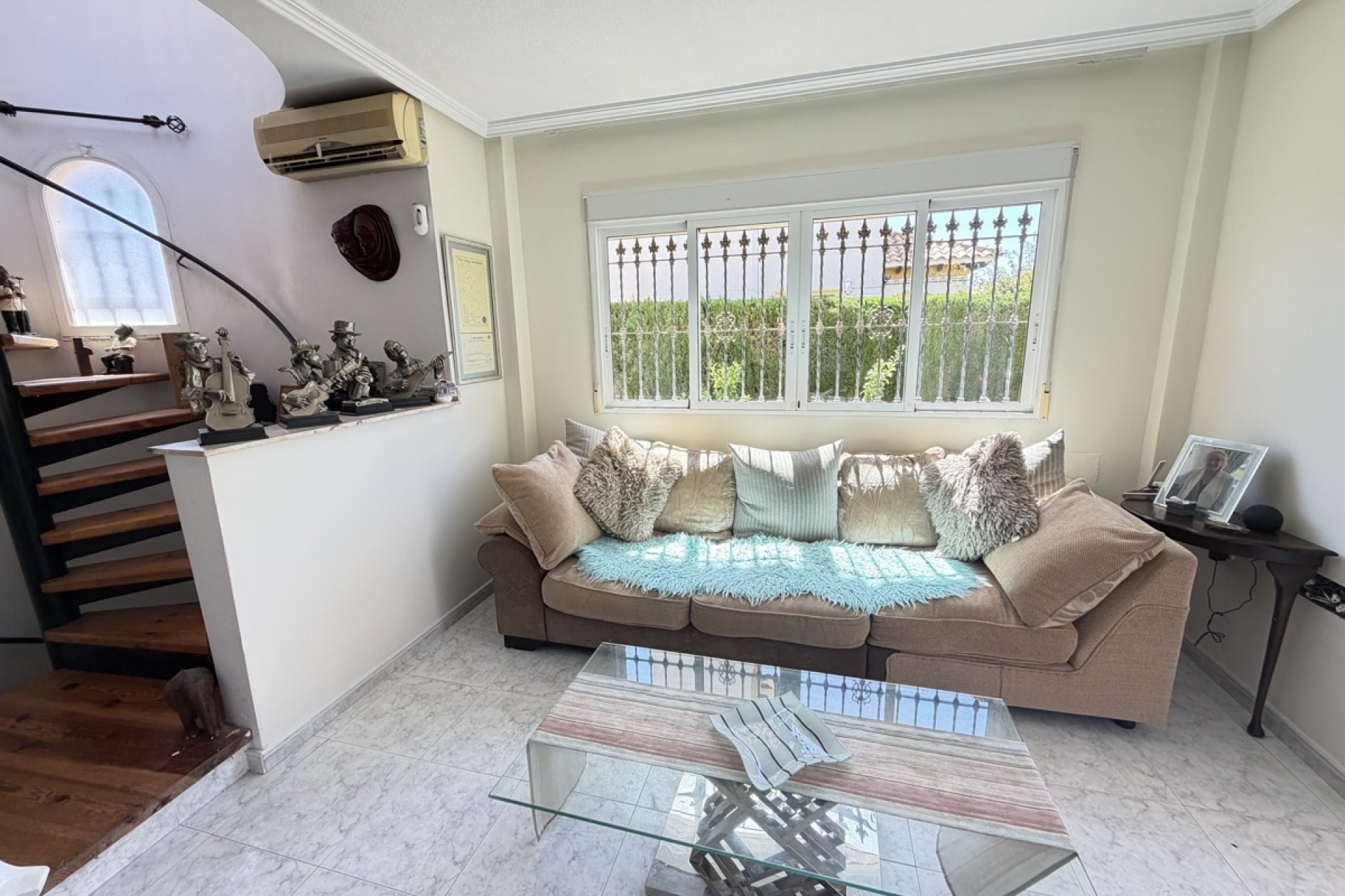 Resale - Villa / House - Orihuela Costa - Villamartín