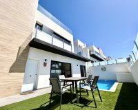 Resale - Villa / House - Orihuela Costa - Villamartín