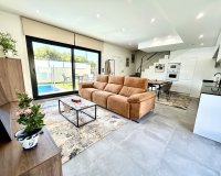 Resale - Villa / House - Orihuela Costa - Villamartín