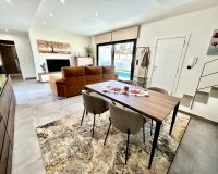 Resale - Villa / House - Orihuela Costa - Villamartín