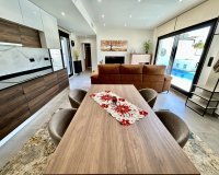 Resale - Villa / House - Orihuela Costa - Villamartín
