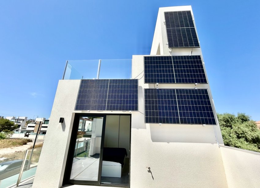 Resale - Villa / House - Orihuela Costa - Villamartín