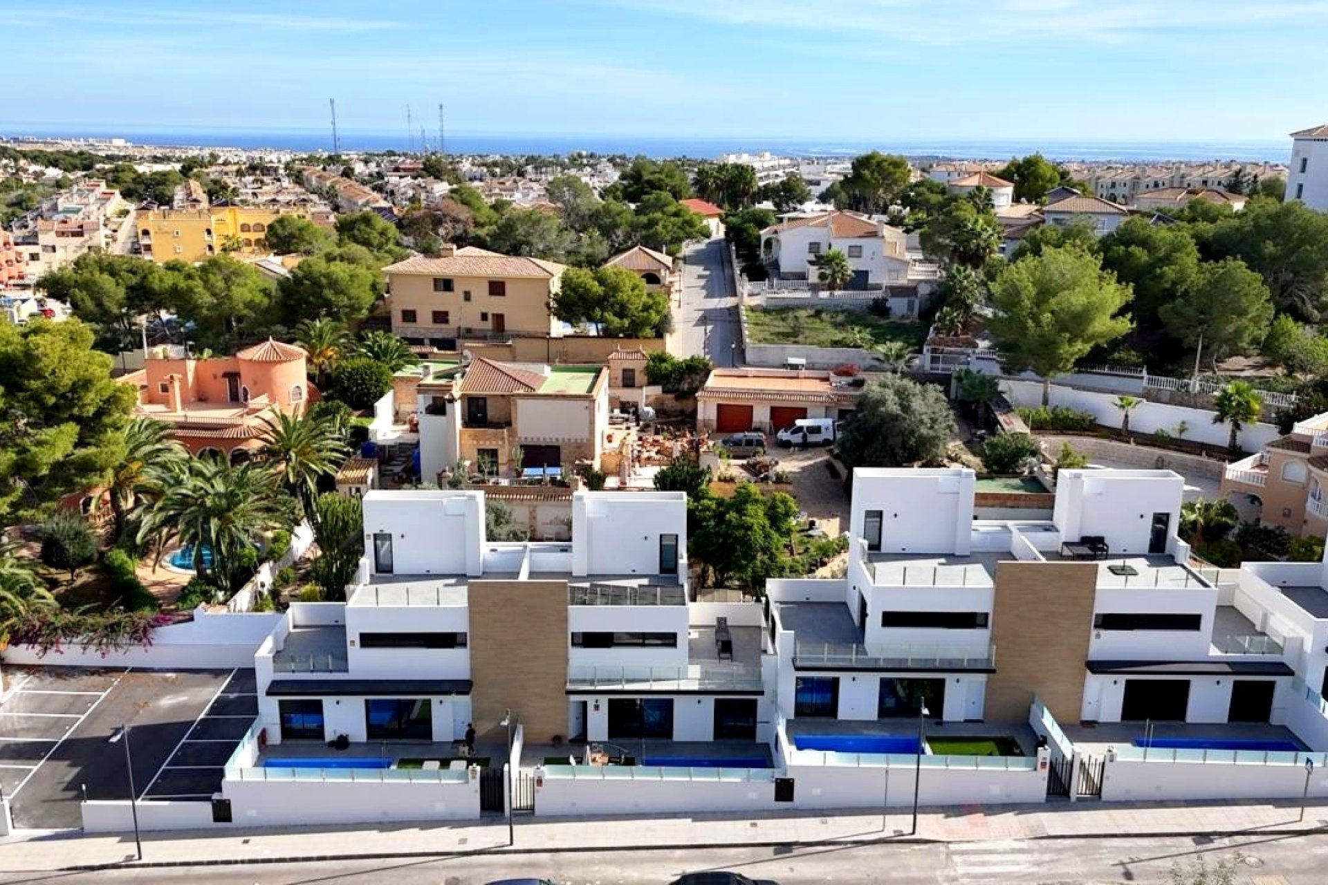 Resale - Villa / House - Orihuela Costa - Villamartín