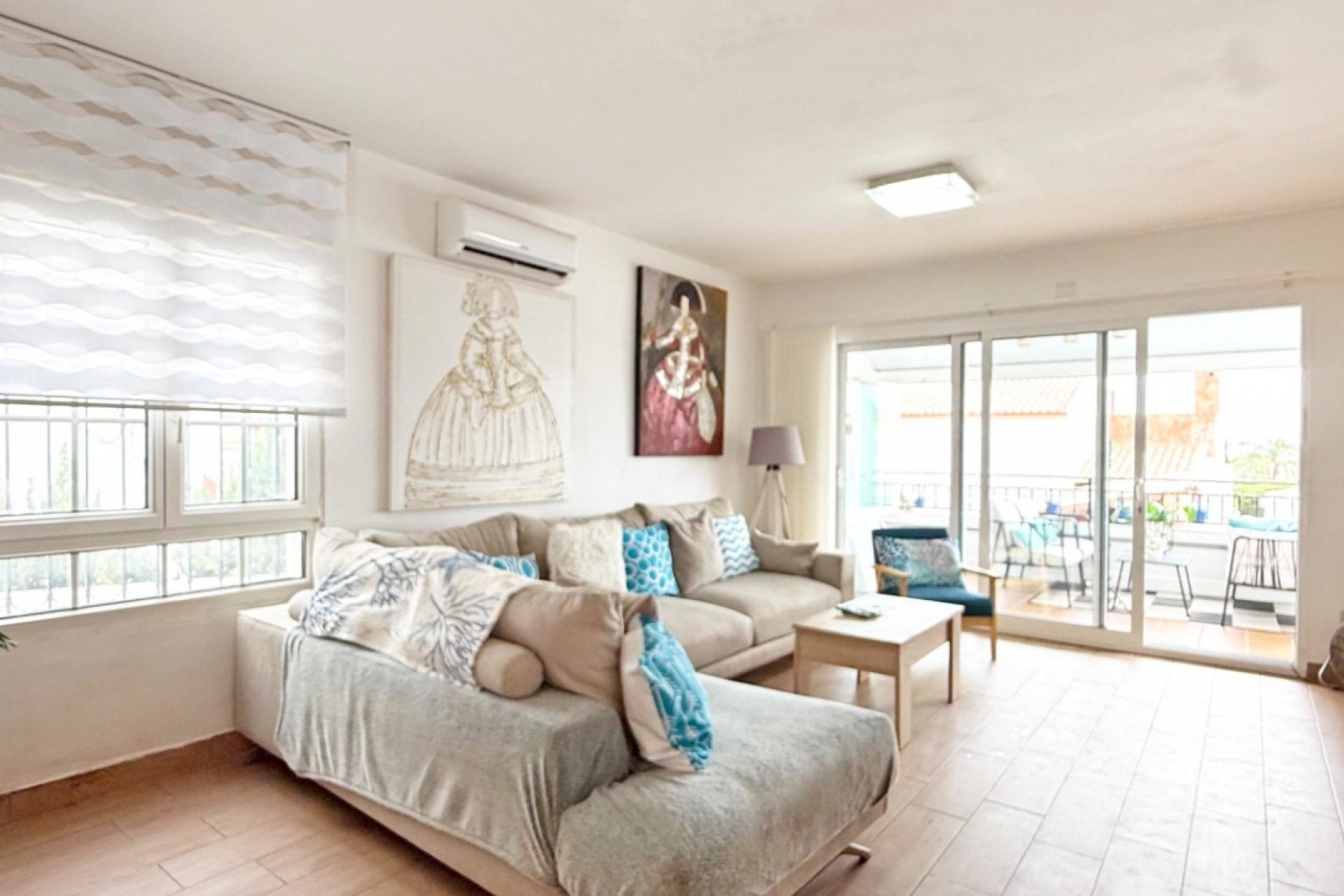 Resale - Villa / House - Orihuela Costa - Villamartín