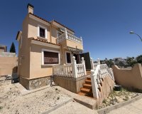 Resale - Villa / House - Orihuela Costa - Villamartín