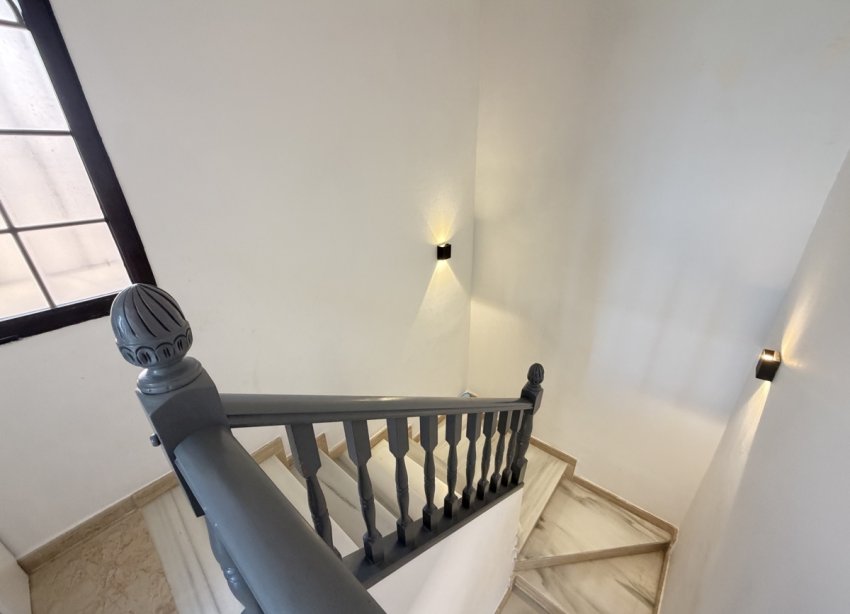 Resale - Villa / House - Orihuela Costa - Villamartín