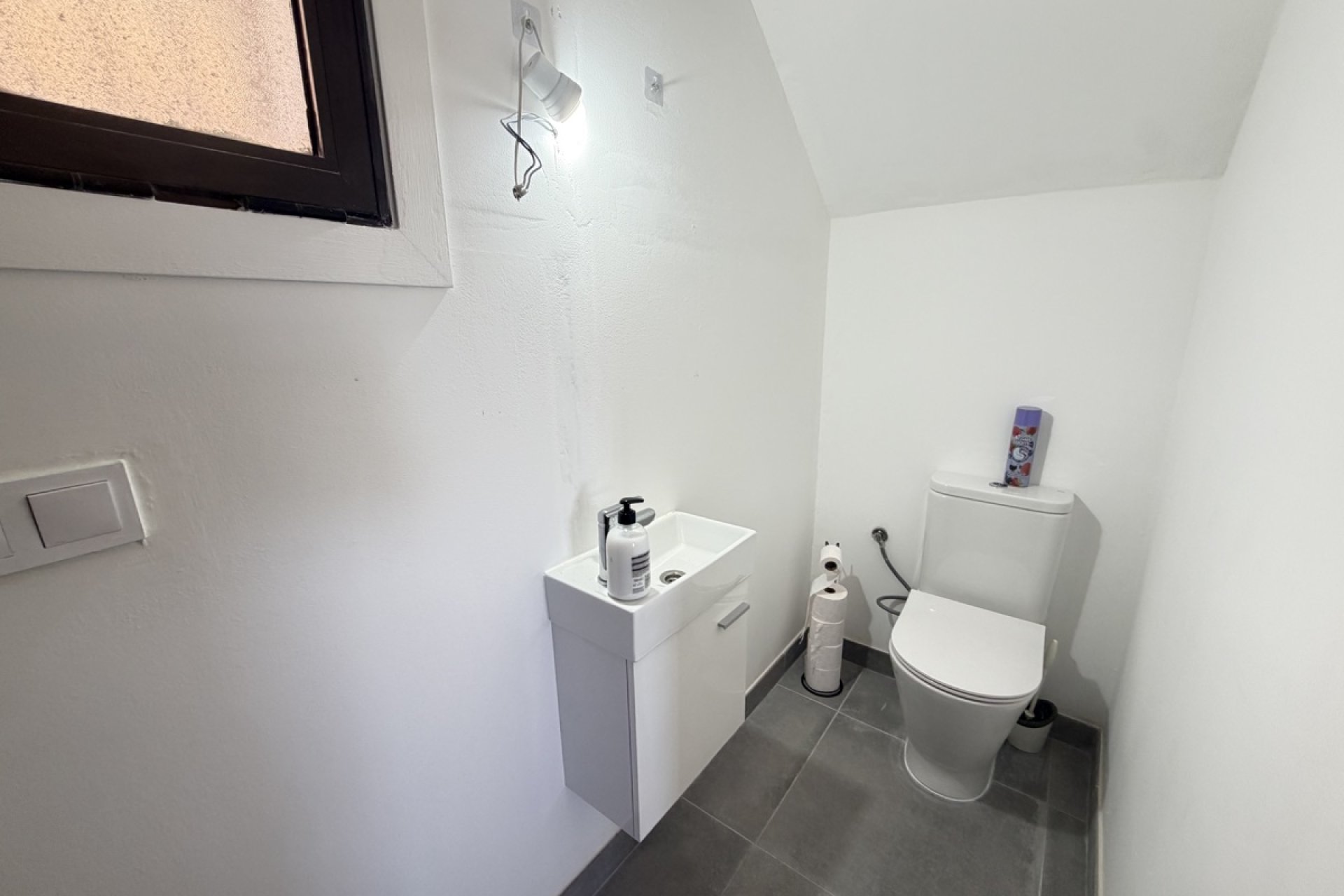 Resale - Villa / House - Orihuela Costa - Villamartín