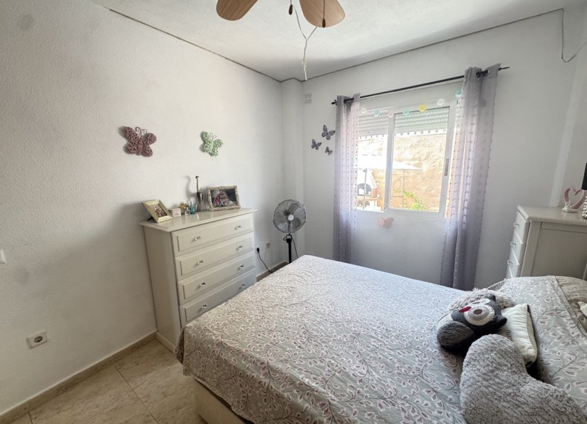 Resale - Villa / House - Orihuela Costa - Villamartín