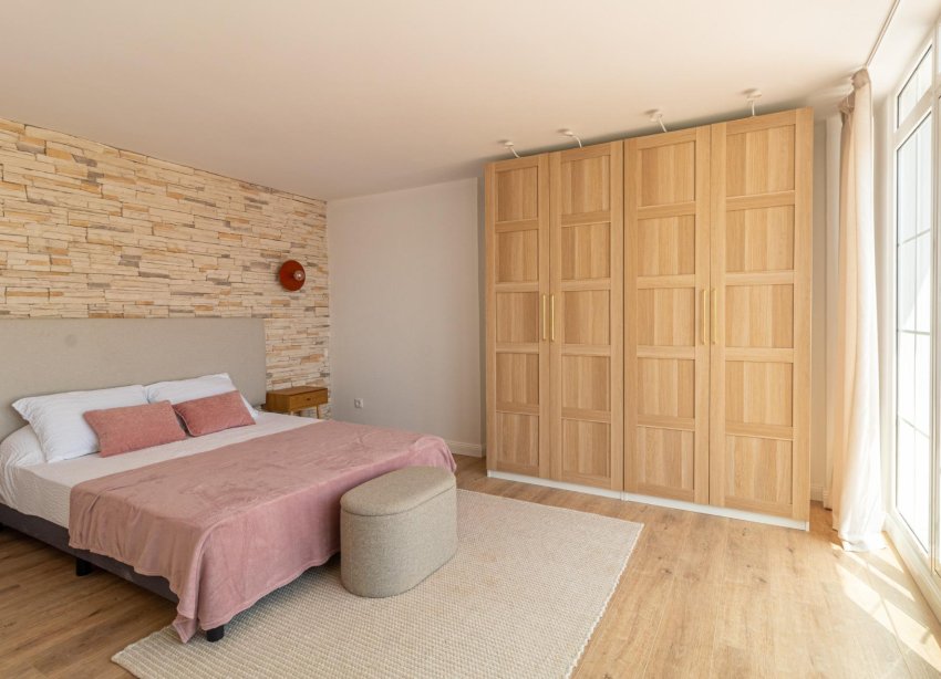 Resale - Villa / House - Orihuela Costa - Villamartín