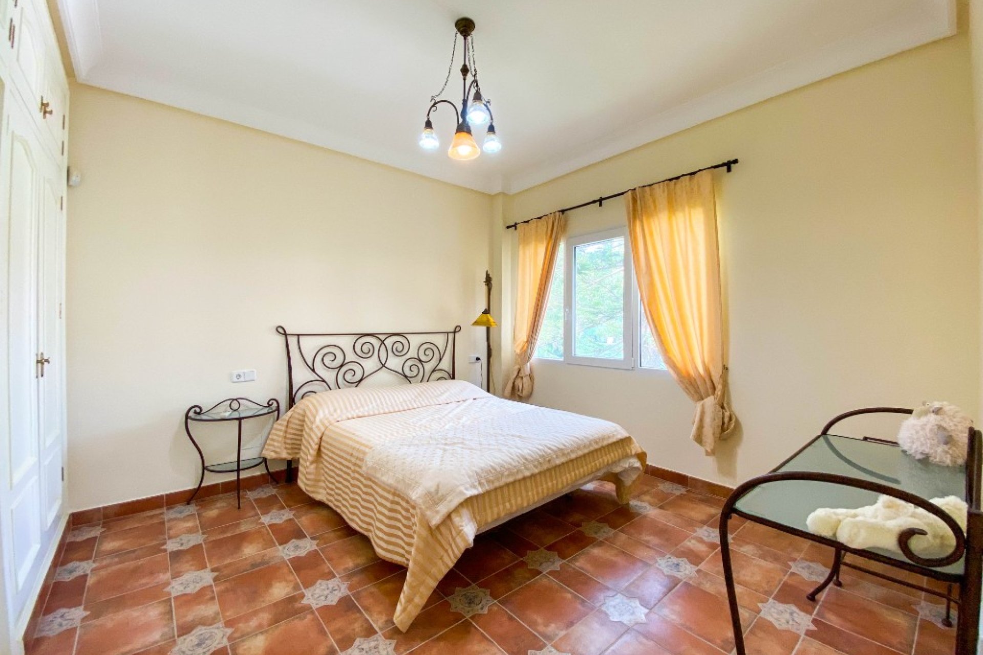 Resale - Villa / House - Orihuela Costa - Villamartín