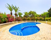 Resale - Villa / House - Orihuela Costa - Villamartín
