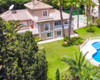 Resale - Villa / House - Orihuela Costa - Villamartín