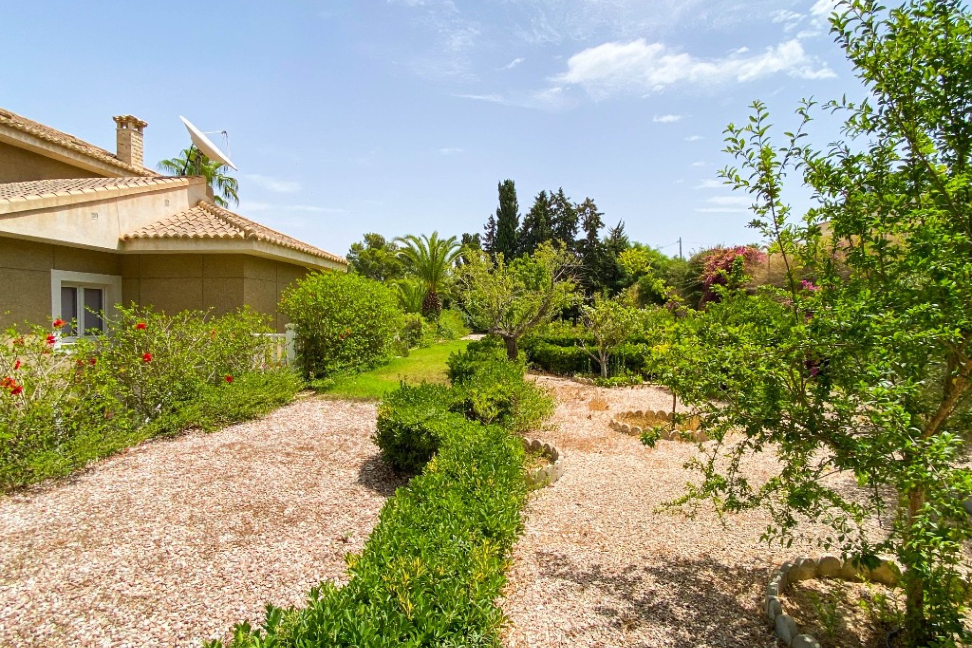 Resale - Villa / House - Orihuela Costa - Villamartín