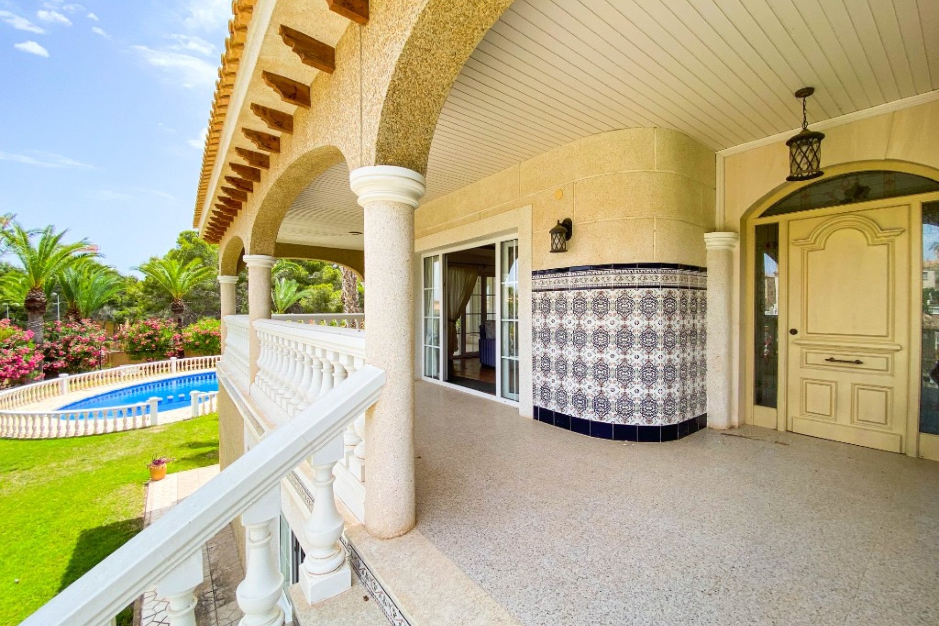 Resale - Villa / House - Orihuela Costa - Villamartín