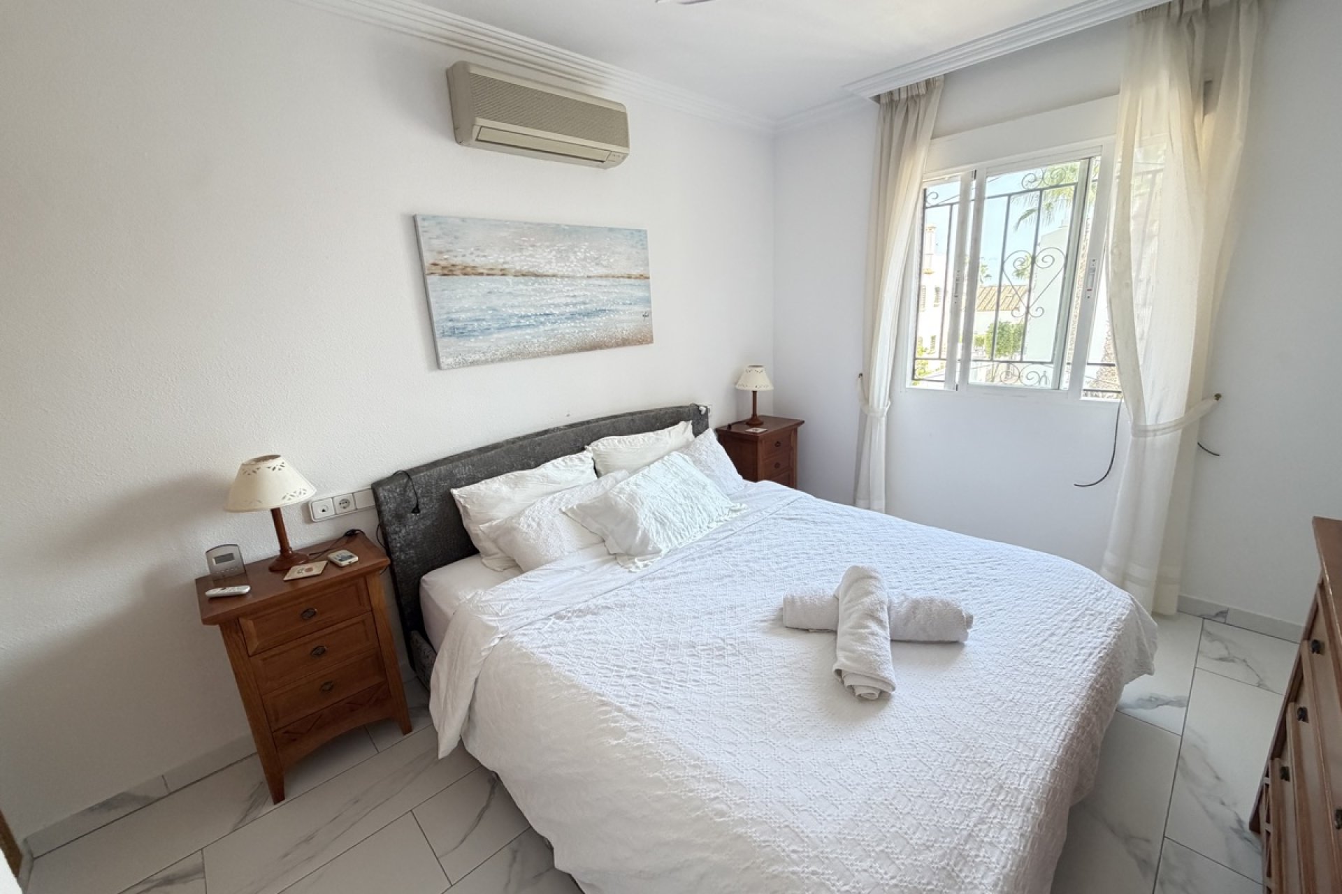 Resale - Villa / House - Orihuela Costa - Villamartín