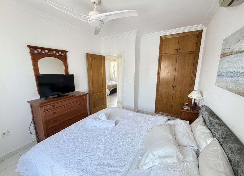 Resale - Villa / House - Orihuela Costa - Villamartín
