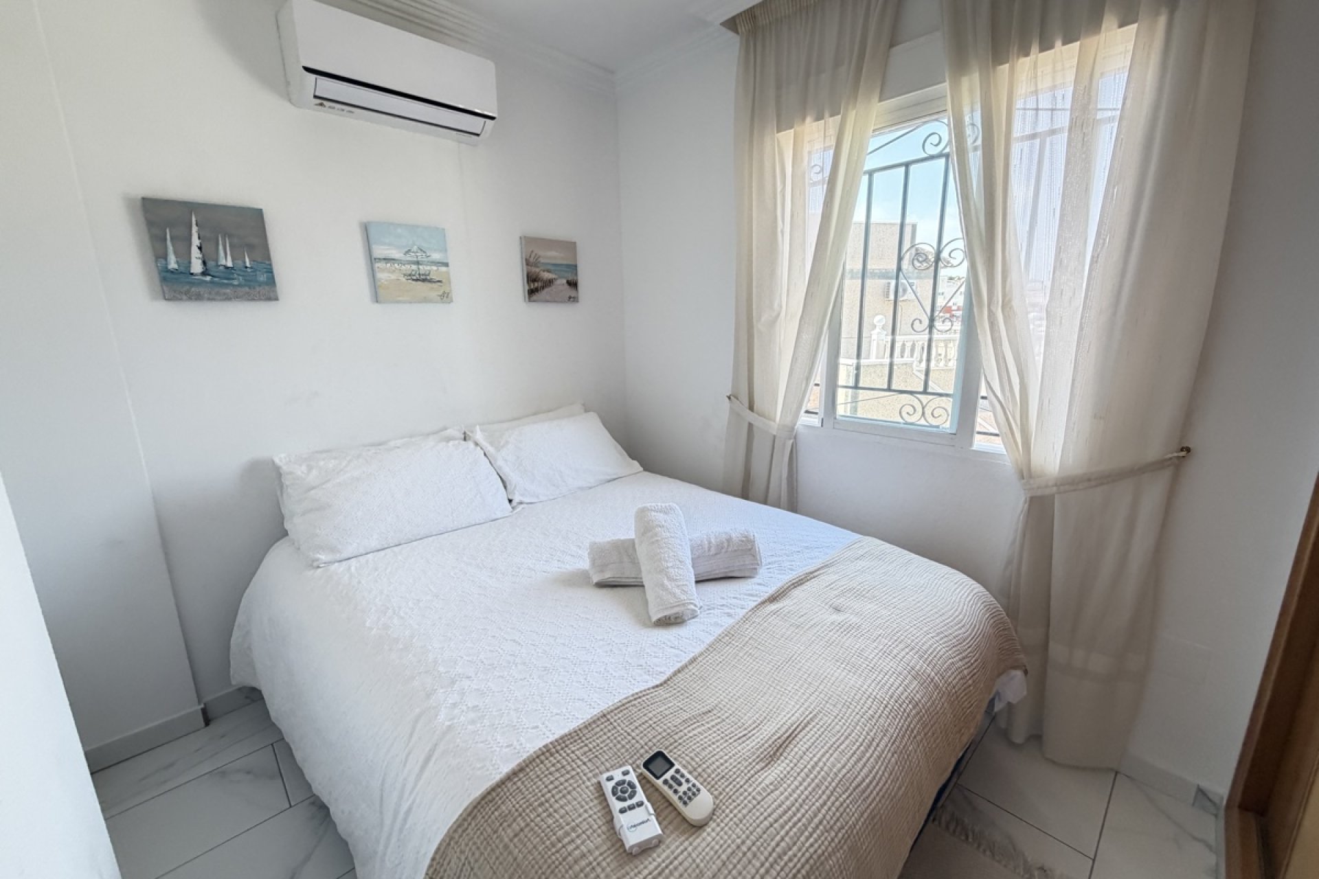 Resale - Villa / House - Orihuela Costa - Villamartín