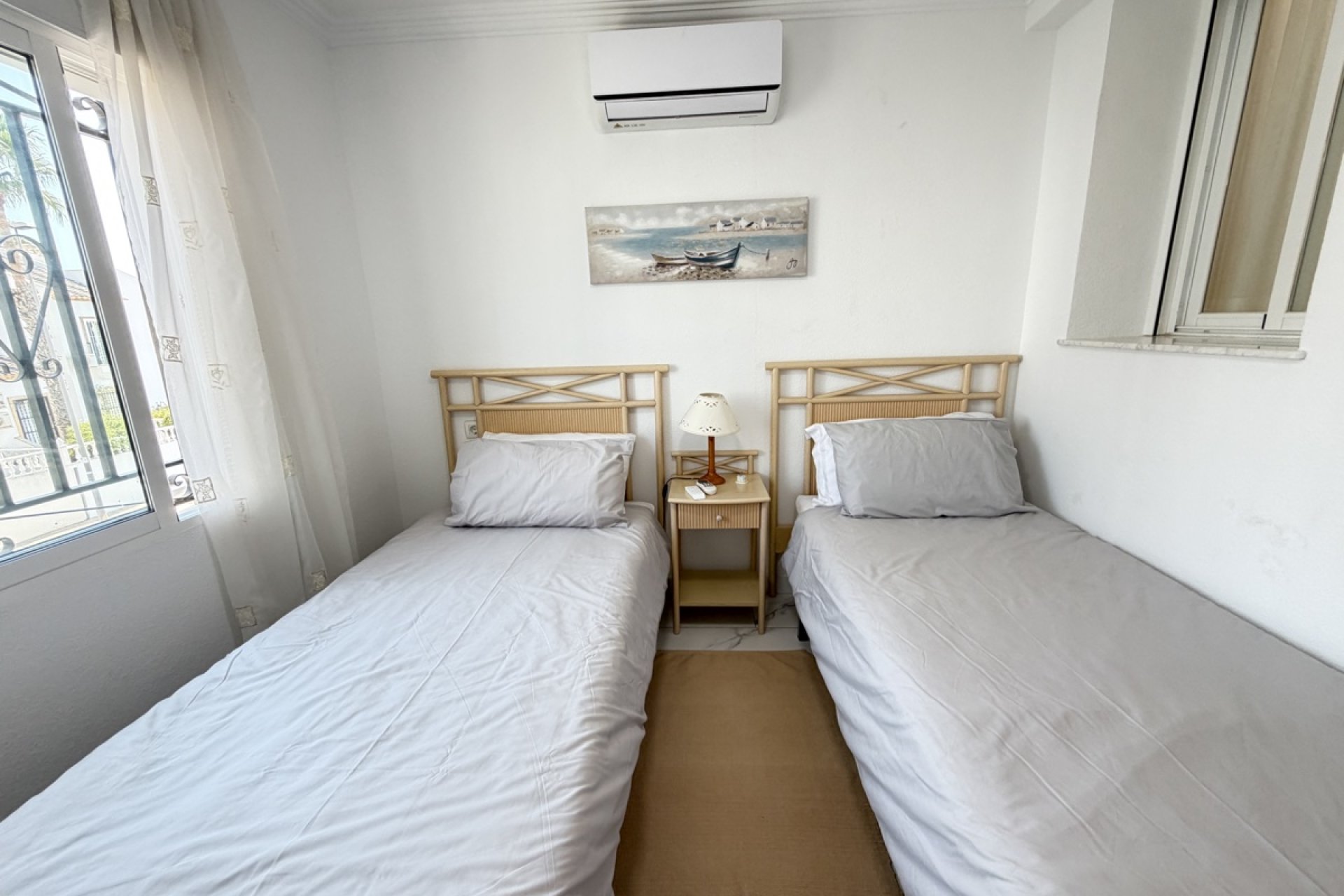 Resale - Villa / House - Orihuela Costa - Villamartín