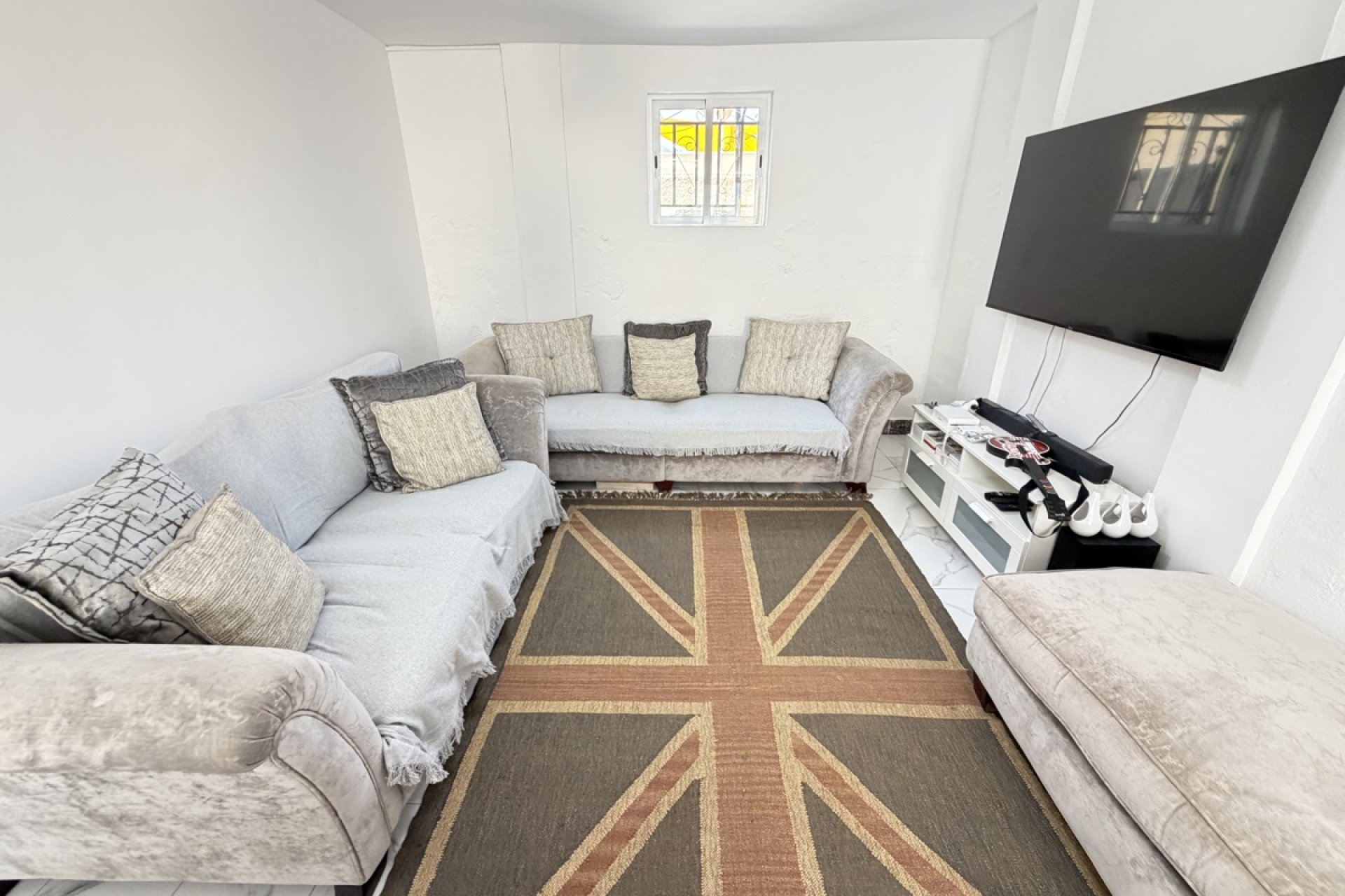 Resale - Villa / House - Orihuela Costa - Villamartín