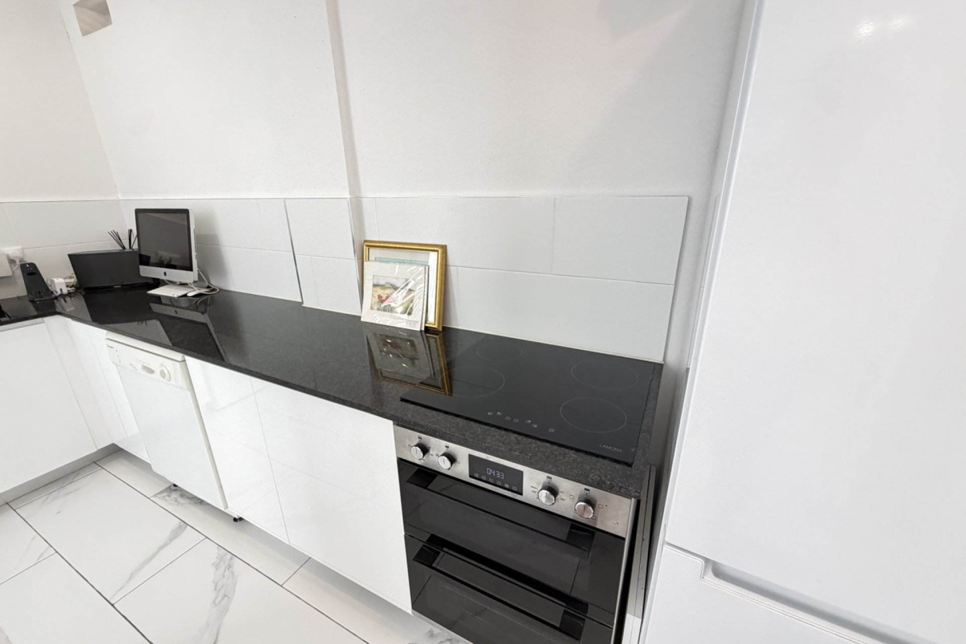 Resale - Villa / House - Orihuela Costa - Villamartín