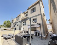Resale - Villa / House - Orihuela Costa - Villamartín