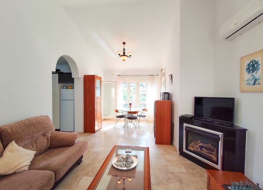 Resale - Villa / House - Orihuela Costa - Villamartín