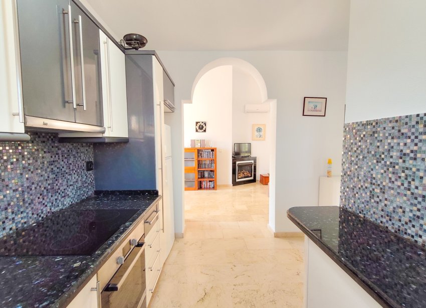 Resale - Villa / House - Orihuela Costa - Villamartín