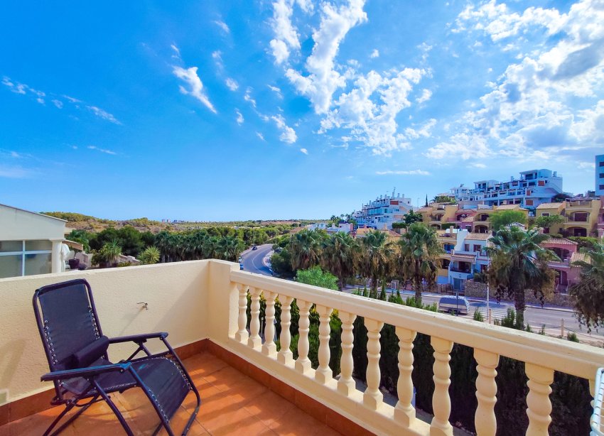 Resale - Villa / House - Orihuela Costa - Villamartín