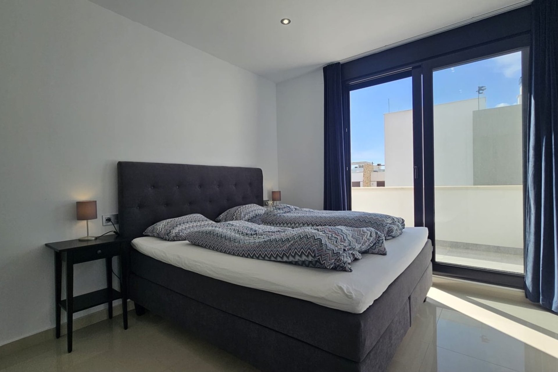 Resale - Villa / House - Orihuela Costa - Villamartín