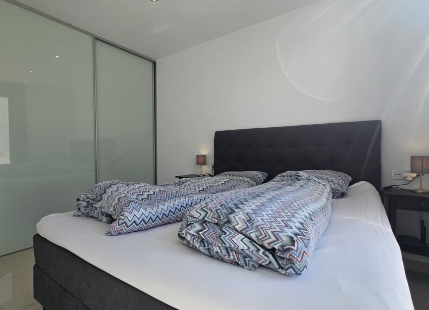 Resale - Villa / House - Orihuela Costa - Villamartín