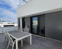 Resale - Villa / House - Orihuela Costa - Villamartín