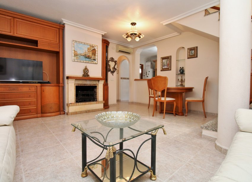 Resale - Villa / House - Orihuela Costa - Villamartín