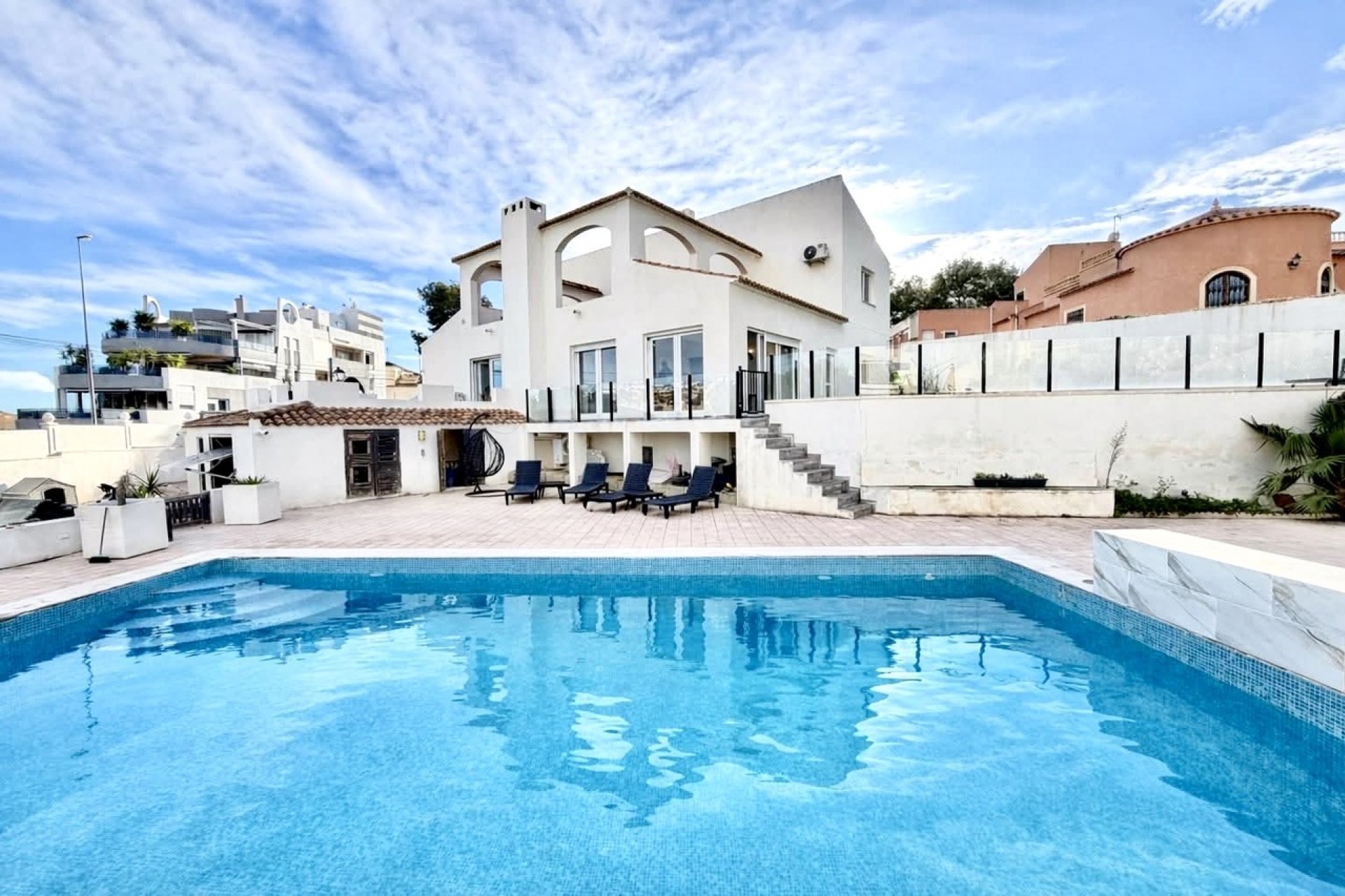 Resale - Villa / House - Orihuela Costa - Villamartín