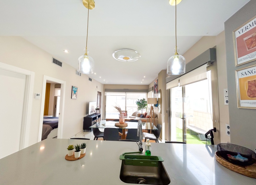Resale - Villa / House - Orihuela Costa - Villamartín