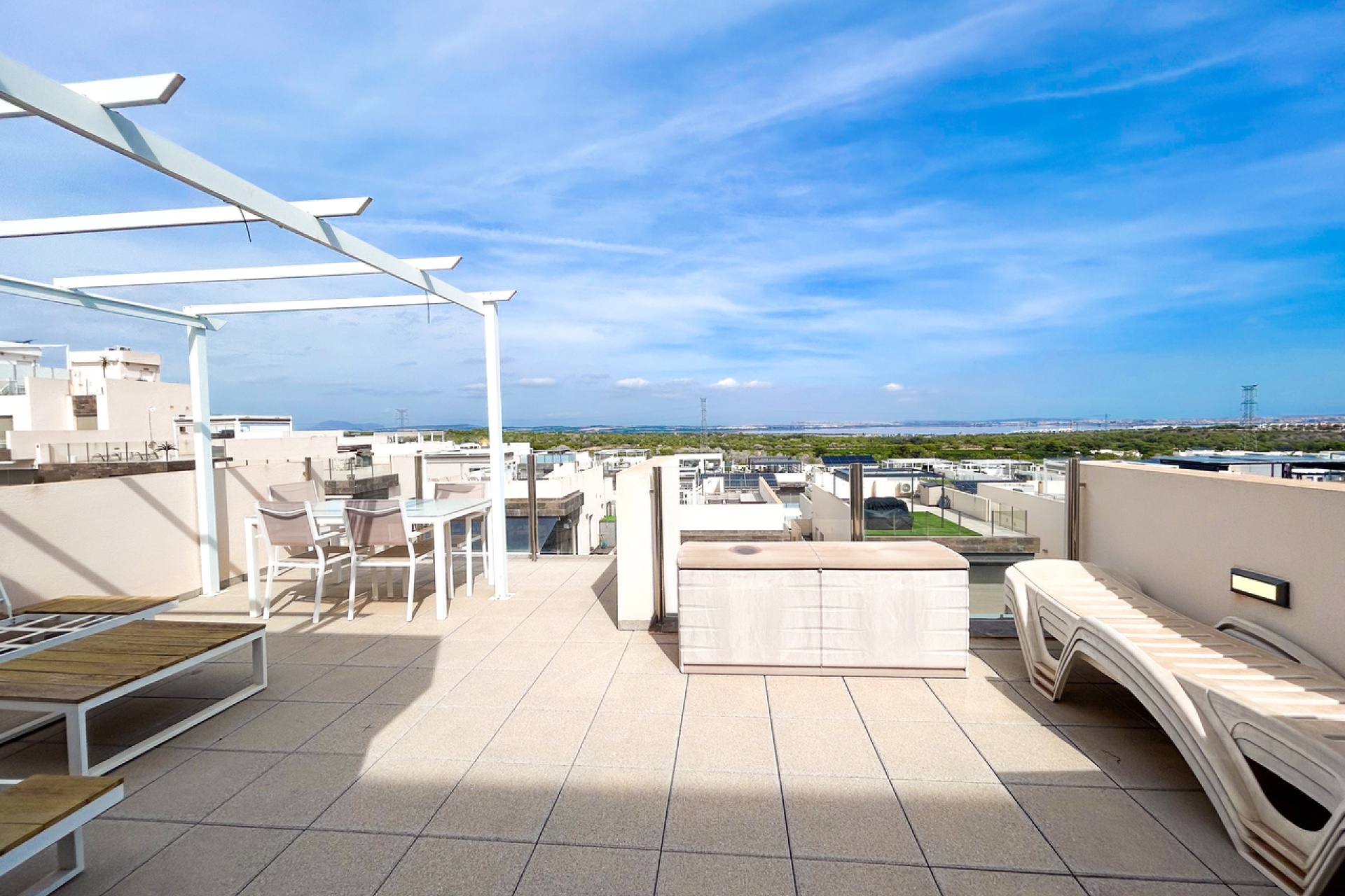 Resale - Villa / House - Orihuela Costa - Villamartín