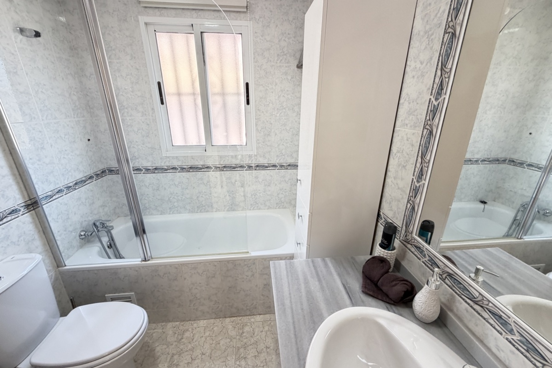 Resale - Villa / House - Orihuela Costa - Villamartín