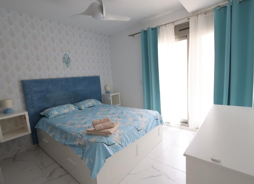 Resale - Villa / House - Orihuela Costa - Villamartín