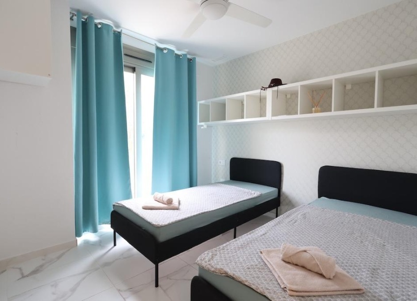 Resale - Villa / House - Orihuela Costa - Villamartín