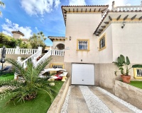 Resale - Villa / House - Orihuela Costa - Villamartín