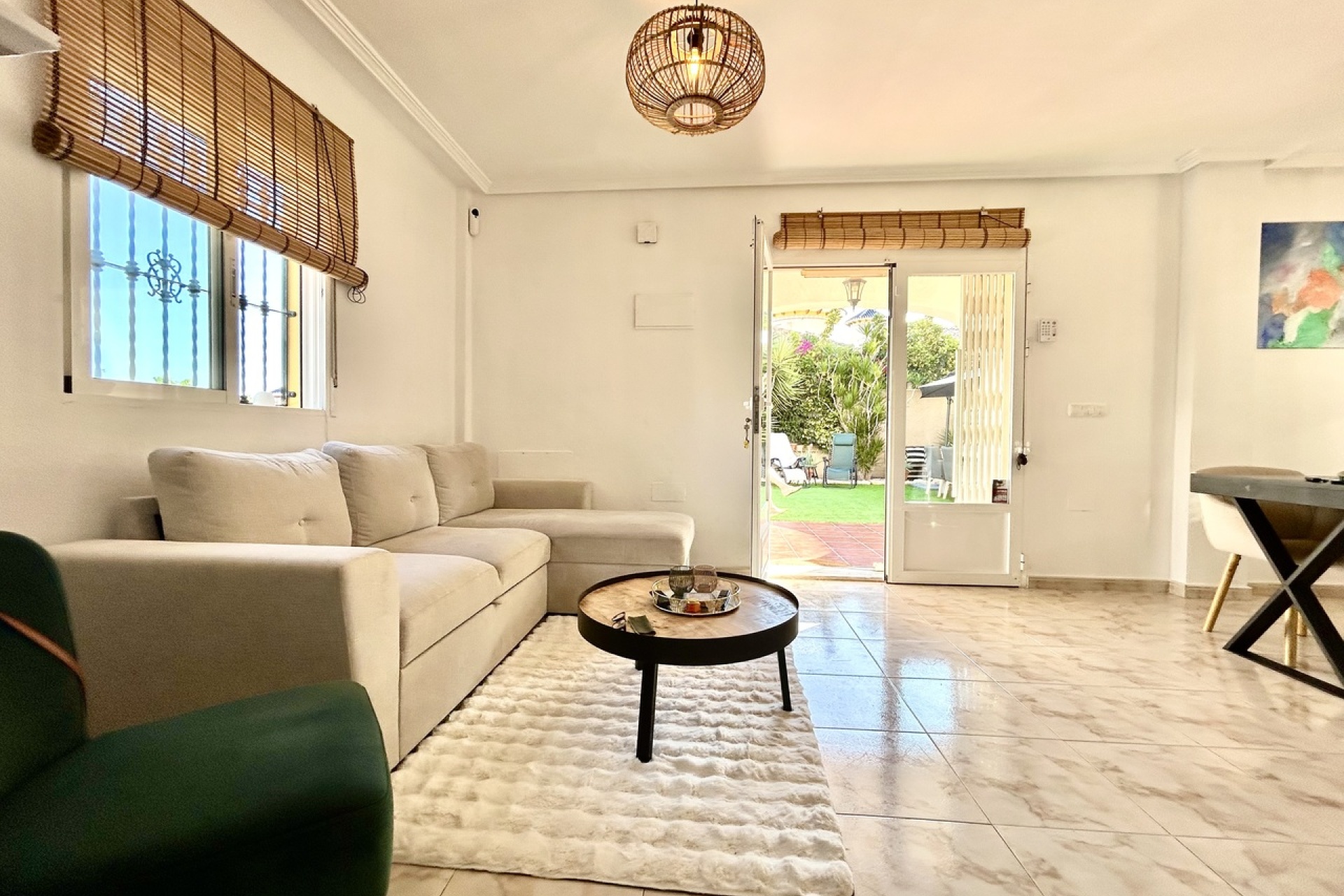 Resale - Villa / House - Orihuela Costa - Villamartín