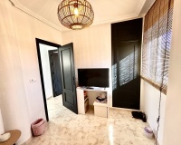 Resale - Villa / House - Orihuela Costa - Villamartín