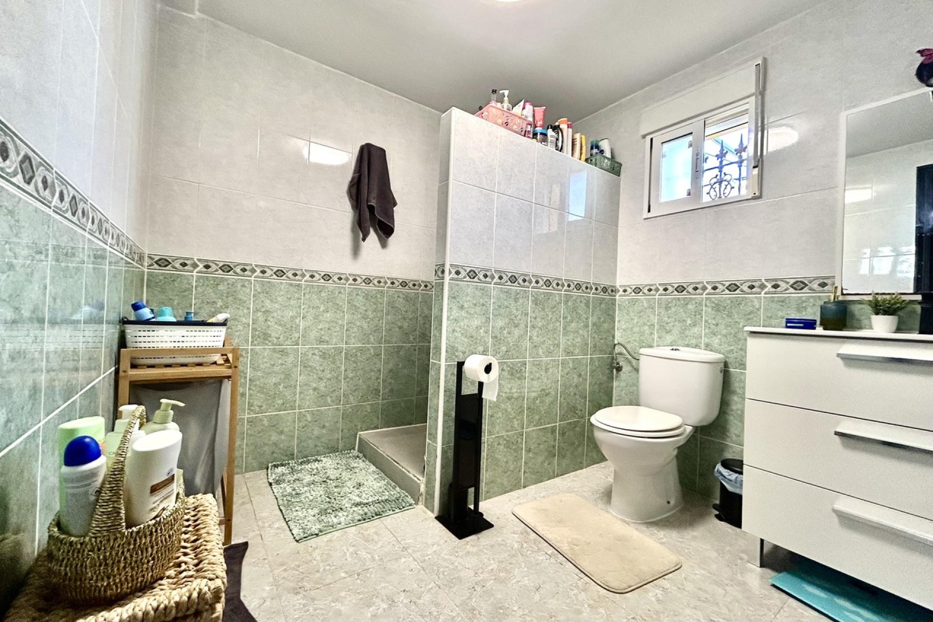 Resale - Villa / House - Orihuela Costa - Villamartín