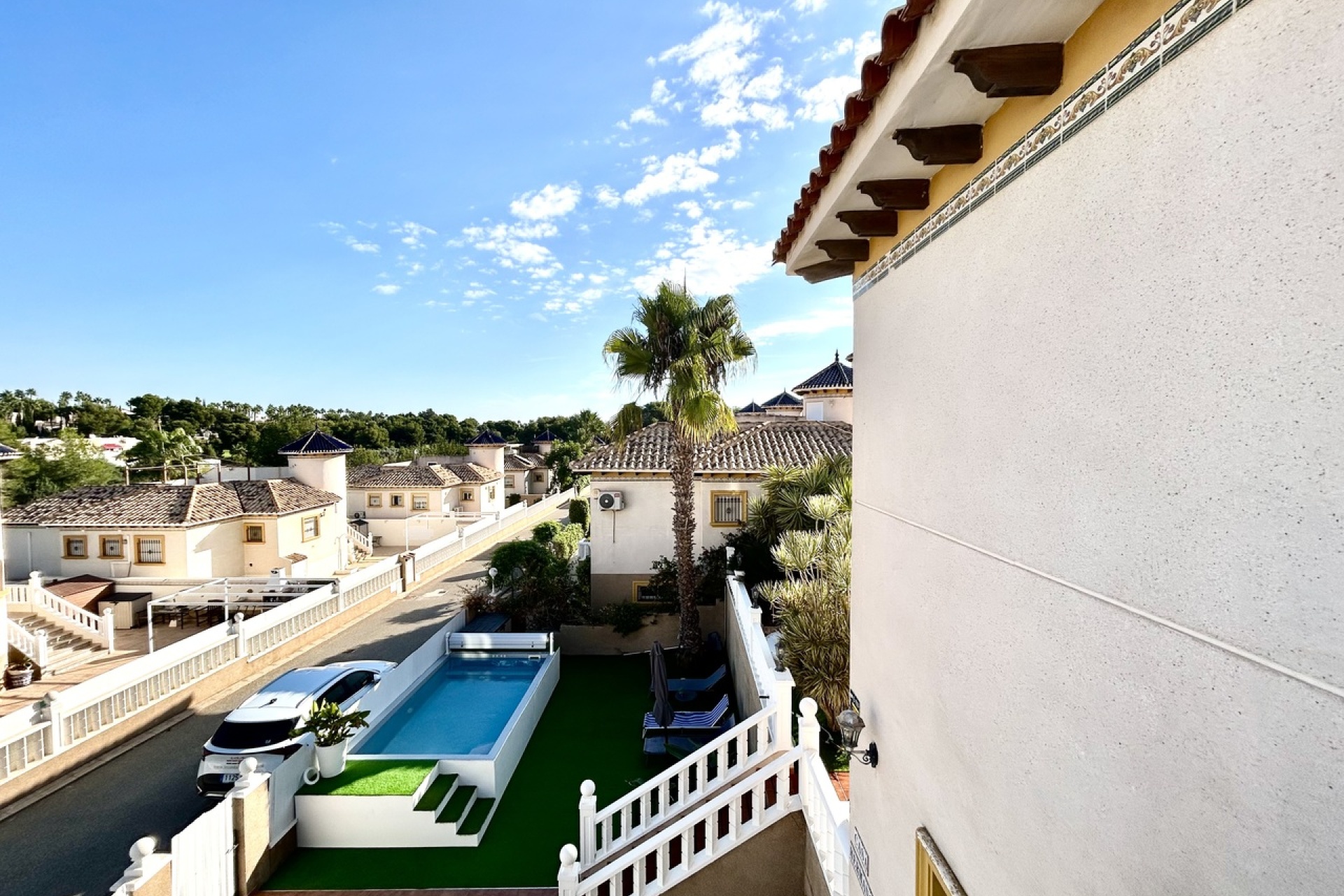 Resale - Villa / House - Orihuela Costa - Villamartín