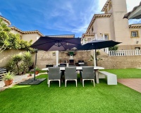 Resale - Villa / House - Orihuela Costa - Villamartín