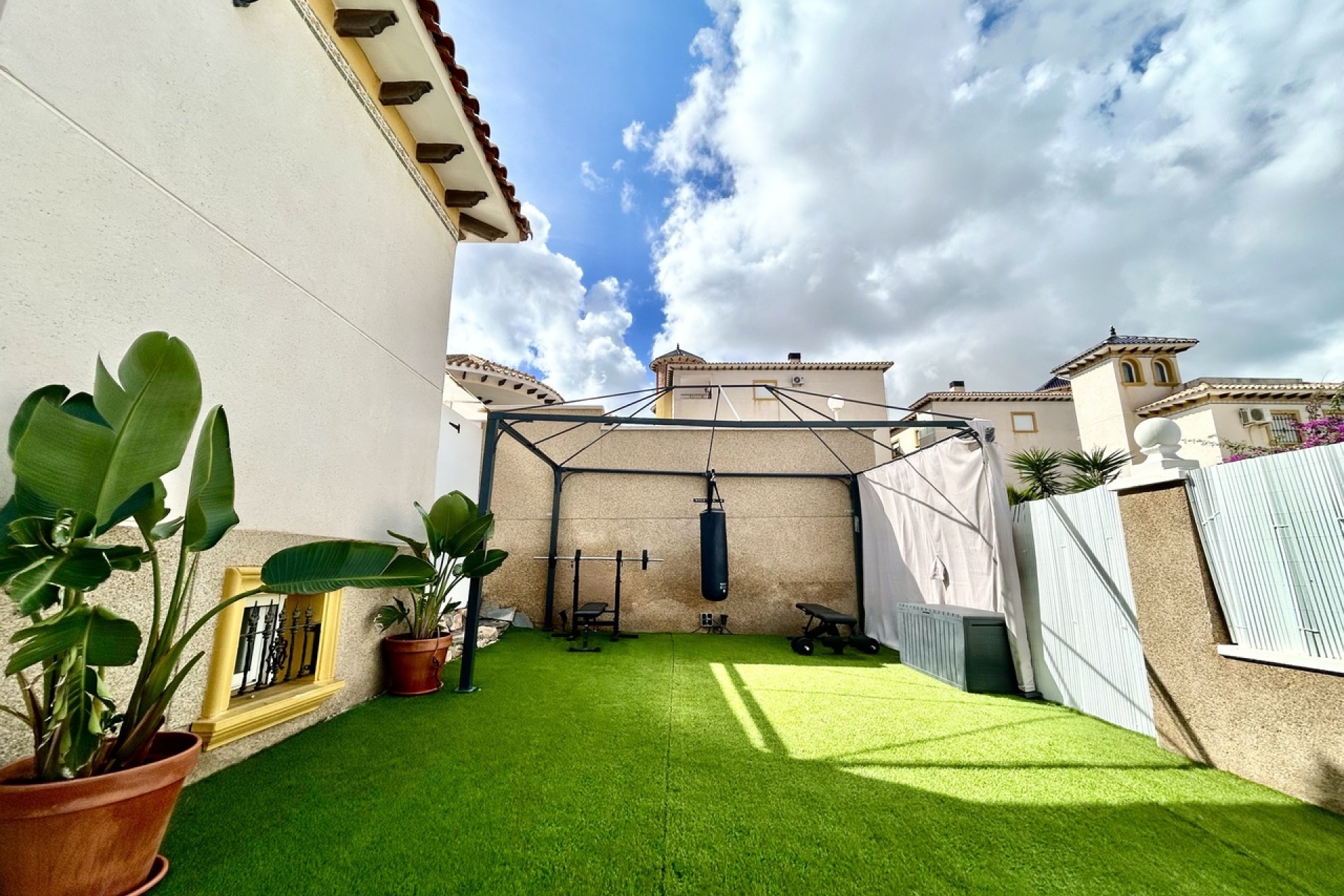 Resale - Villa / House - Orihuela Costa - Villamartín