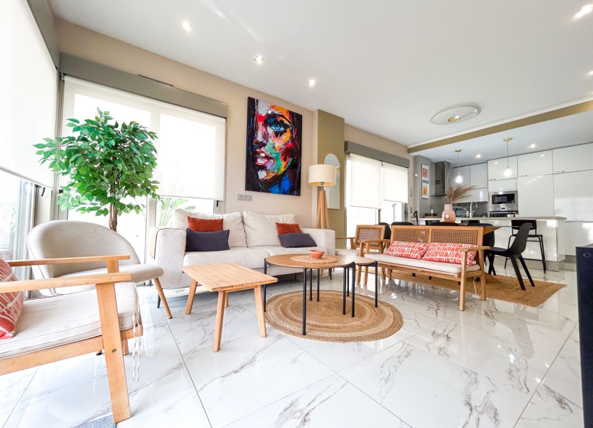 Resale - Villa / House - Orihuela Costa - Villamartín