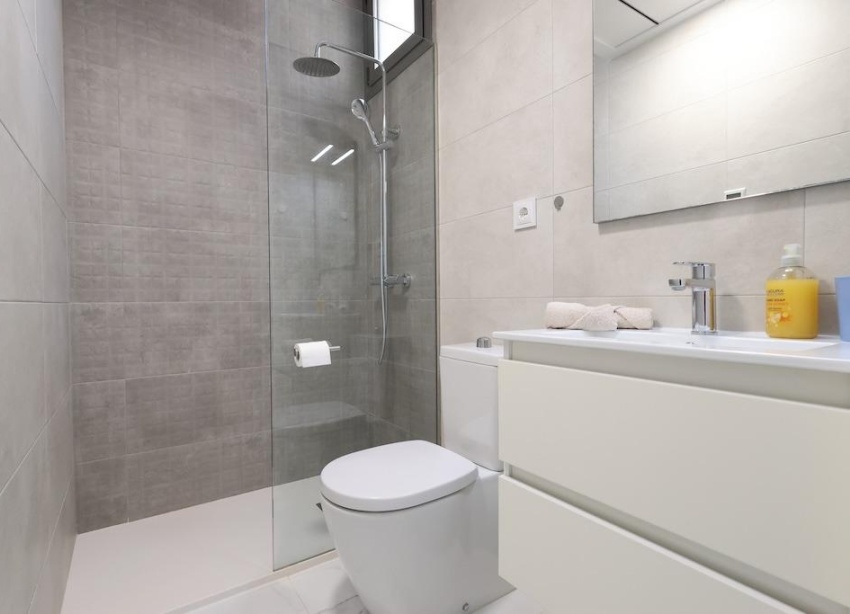 Resale - Villa / House - Orihuela Costa - Villamartín